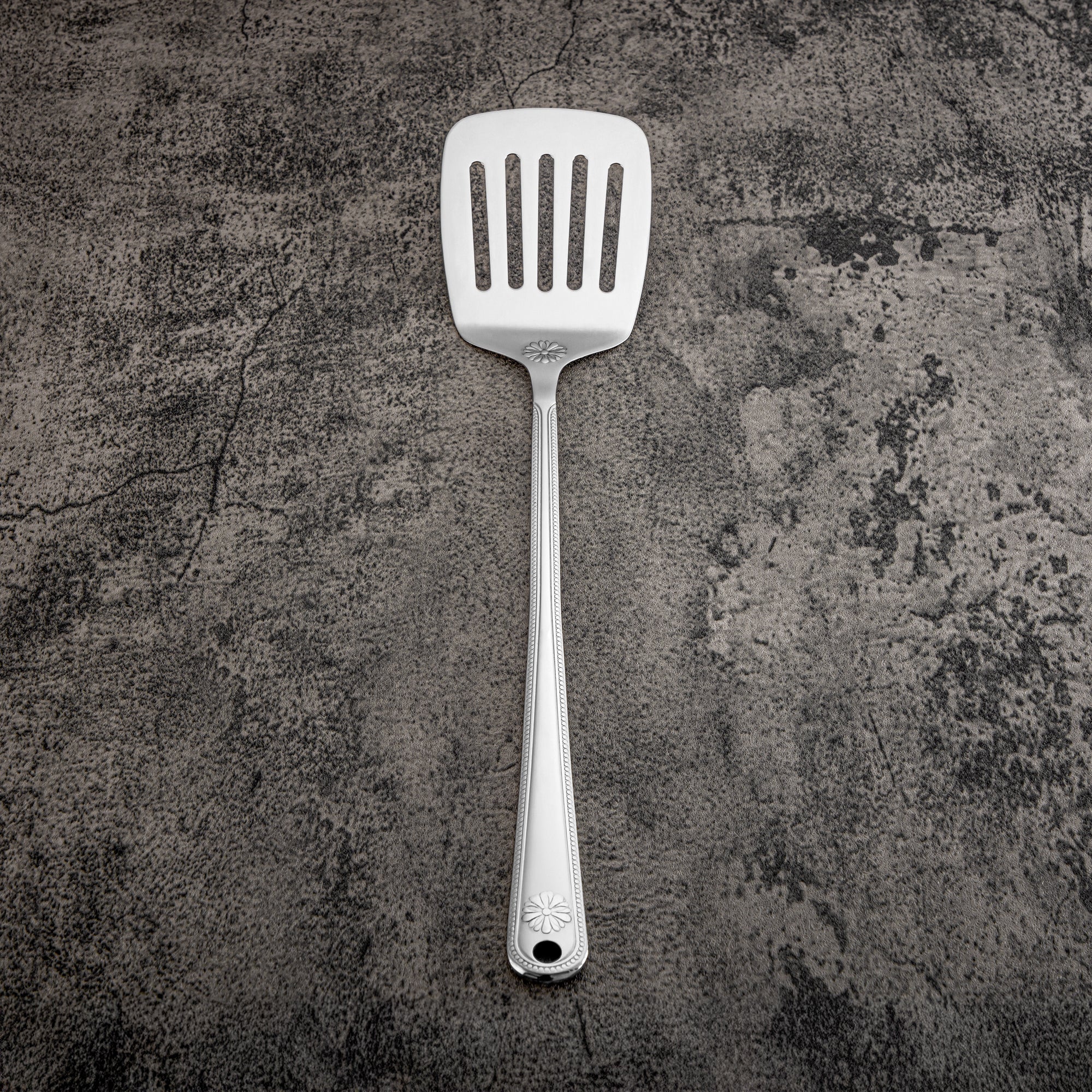 Almarjan Slotted Turner, Stainless Steel, Silver (CUT0010412) Elegant Flatware