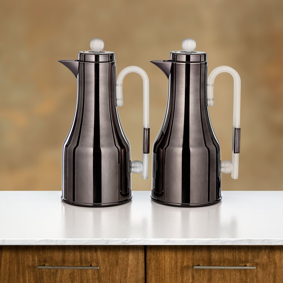 Almarjan 2 Pieces Vacuum Flask Set, Gun Black & Frost Acrylic