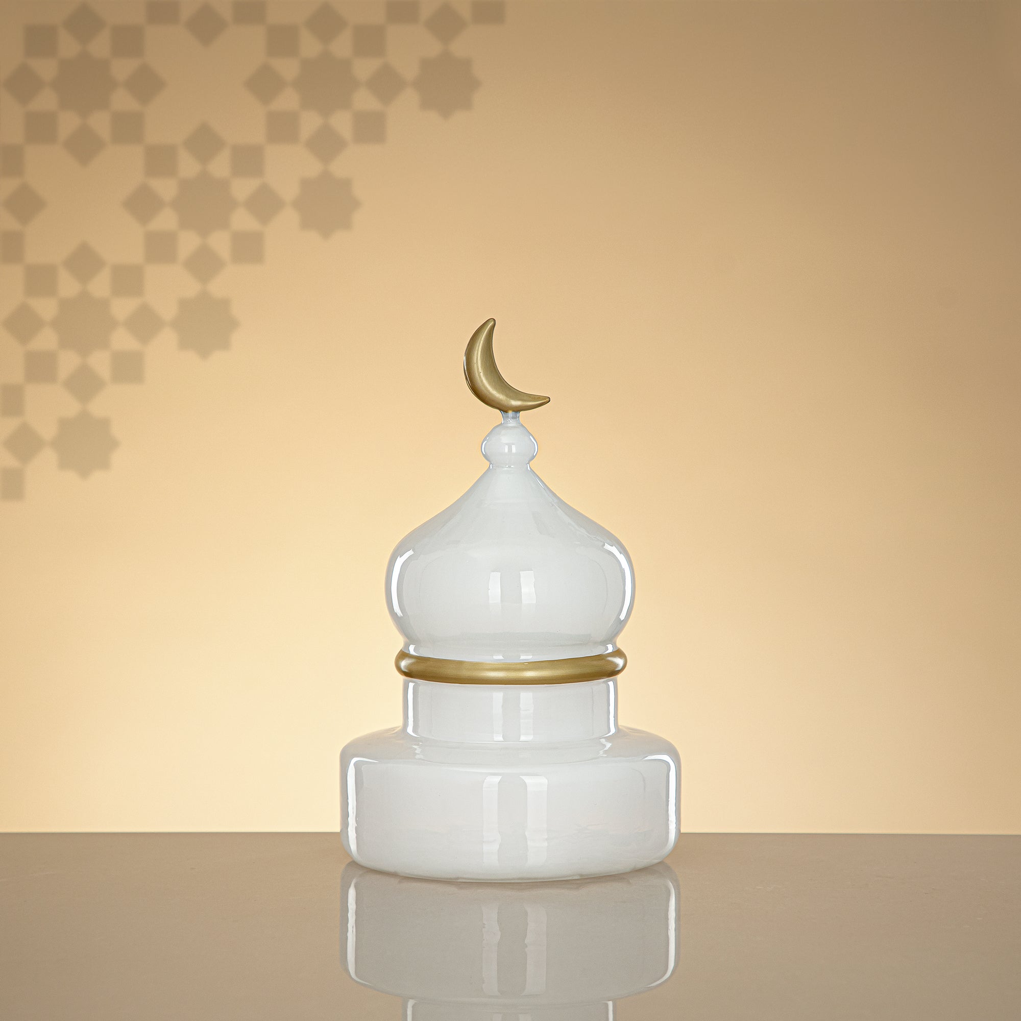 Almarjan Minaret Table Decoration 23cm x 15cm White with Golden Lines & Crescent Moon – Noor Al Layali