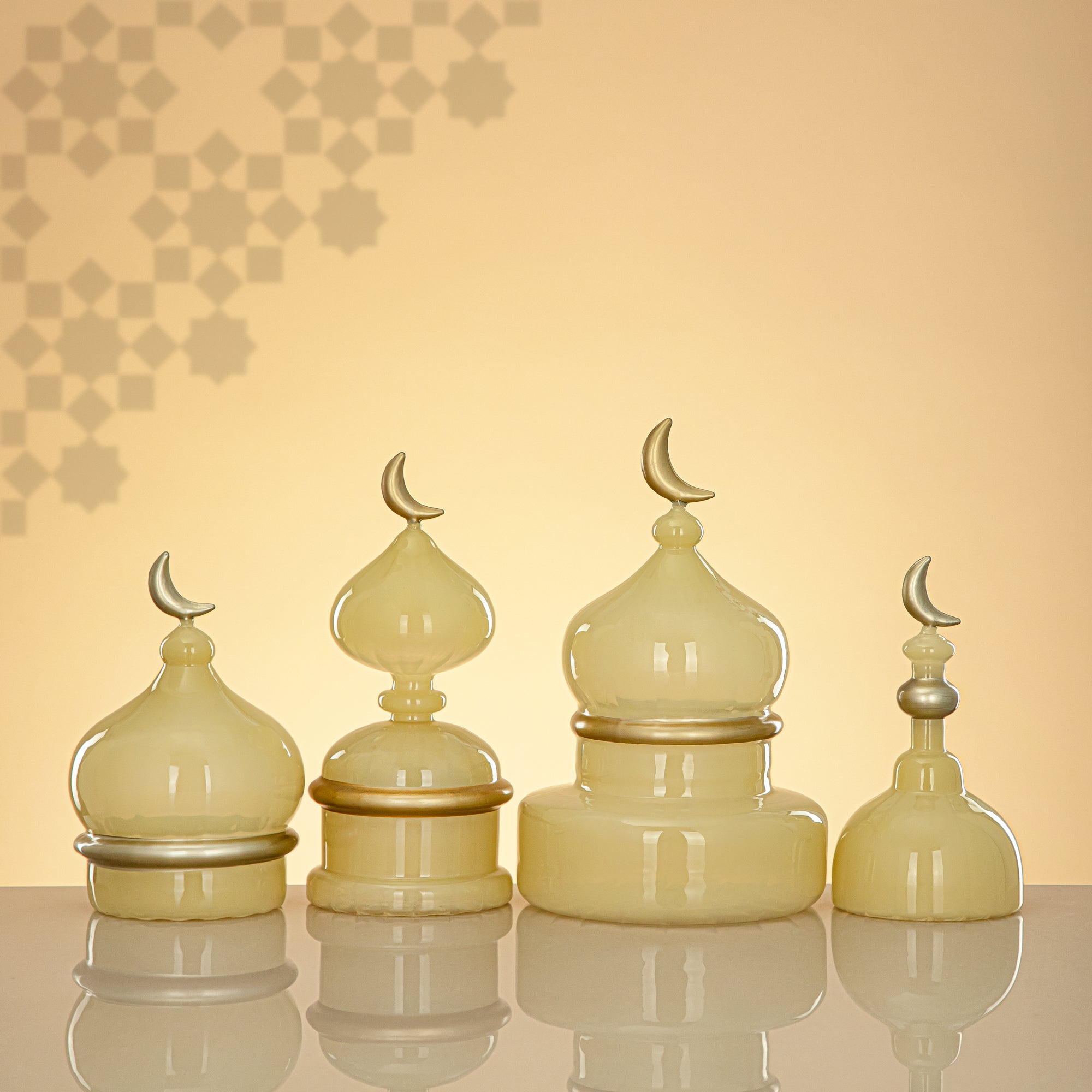 Almarjan Minaret Table Decoration 17cm x 9cm Ivory with Golden Lines & Crescent Moon – Noor Al Layali
