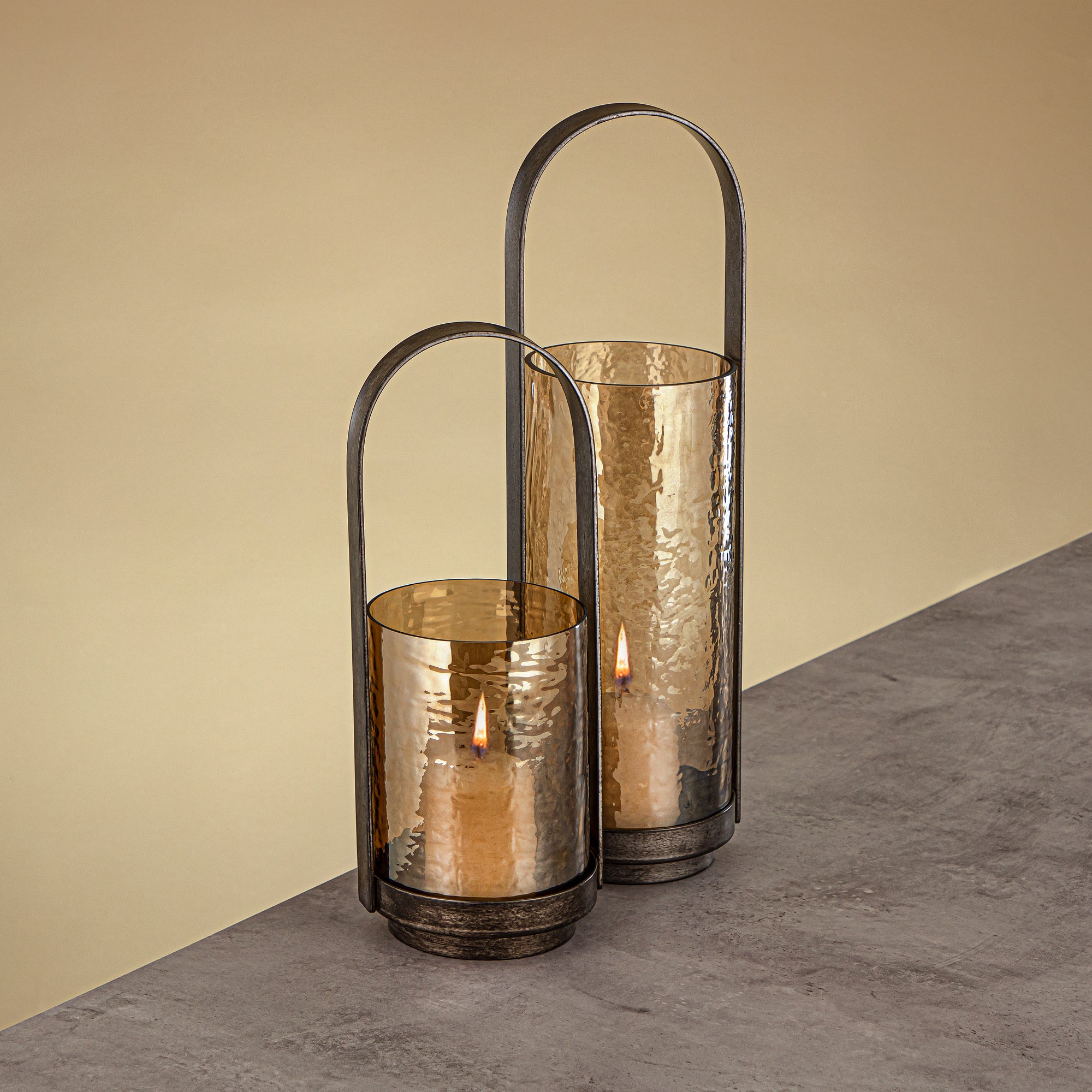 Almarjan Hurricane Lantern 32cm Vintage Silver