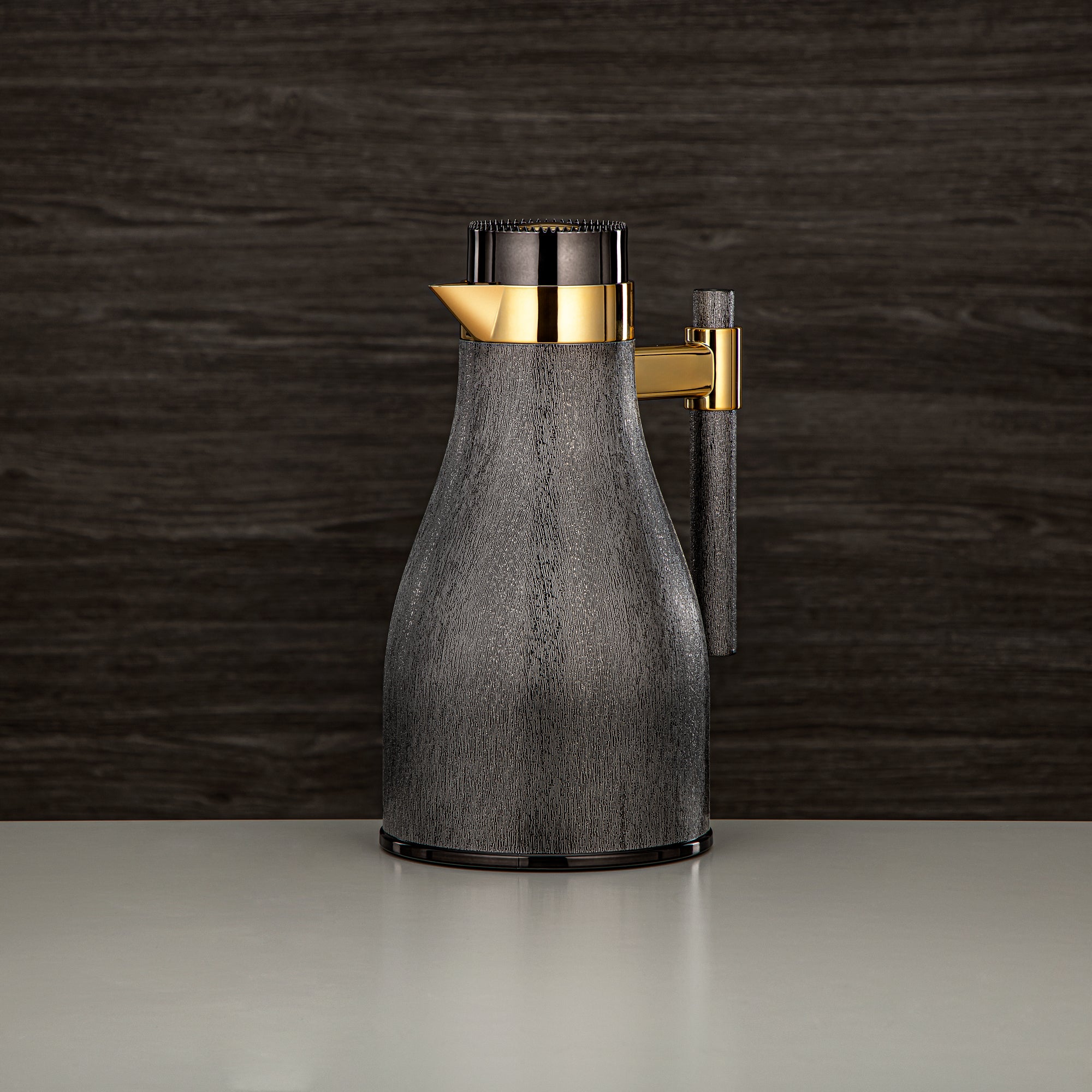 Almarjan Vacuum Flask Set ABS Push Button 1L + 1L Gun Black & Gold (GOK-NBK-NBK-G) - Elegant Serving