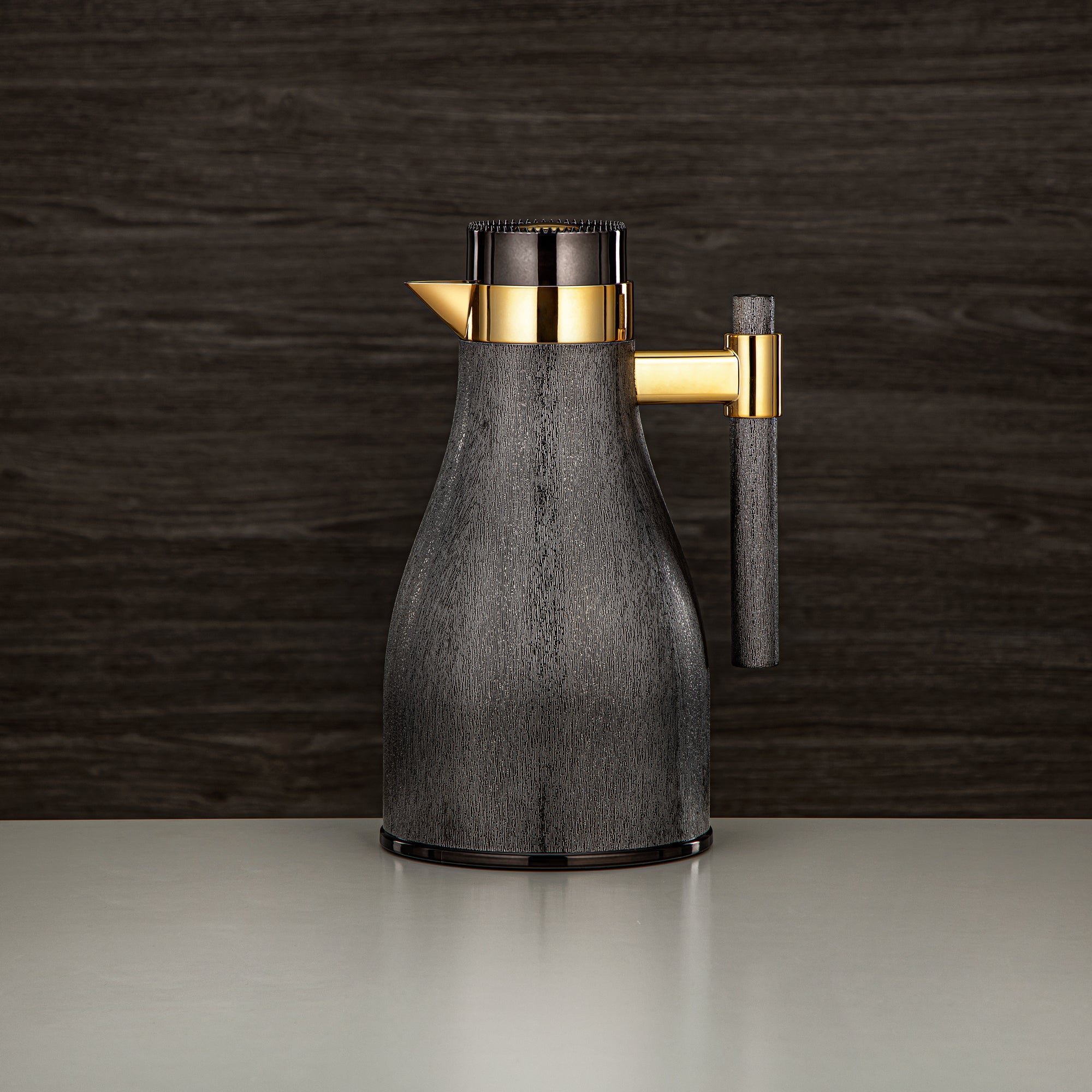 Almarjan Vacuum Flask Set ABS Push Button 1L + 1L Gun Black & Gold (GOK-NBK-NBK-G) - Elegant Serving