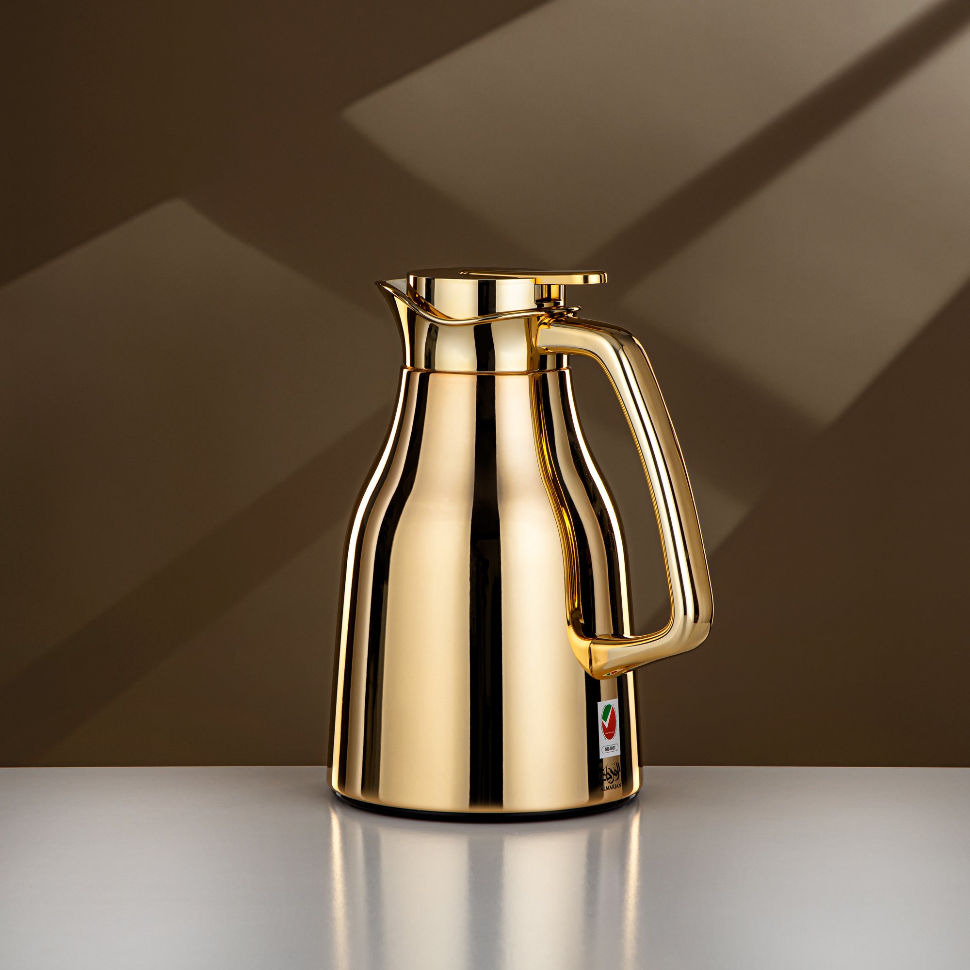 Almarjan Vacuum Flask Set Gold 0.7L + 1L (RGC-0700C95+1000C95) – Elegant Serving | Ramadan & Gatherings