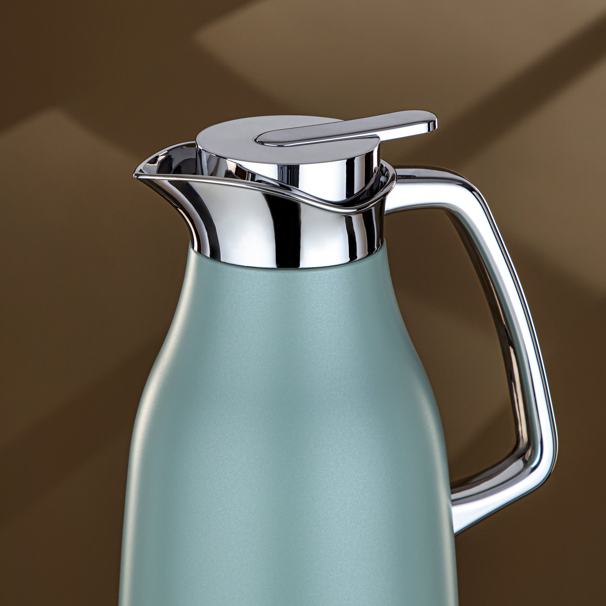 Almarjan Vacuum Flask Set Matt Green & Silver 0.7L + 1L (RGC-0700Q405YZC+1000Q405YZC) – Elegant Serving | Ramadan & Gatherings