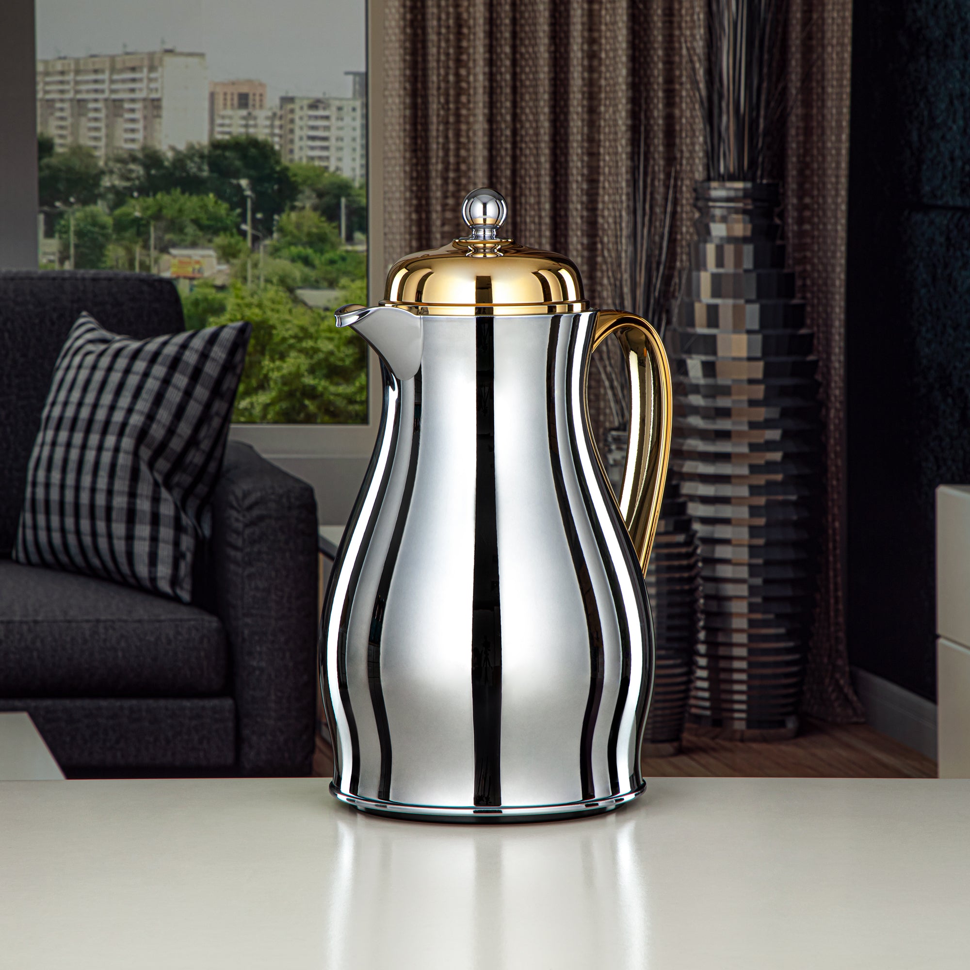 Almarjan Vacuum Flask Metal Body with Glass Liner 1L Silver & Gold (RPA-100-SG) – Everyday Elegance Collection