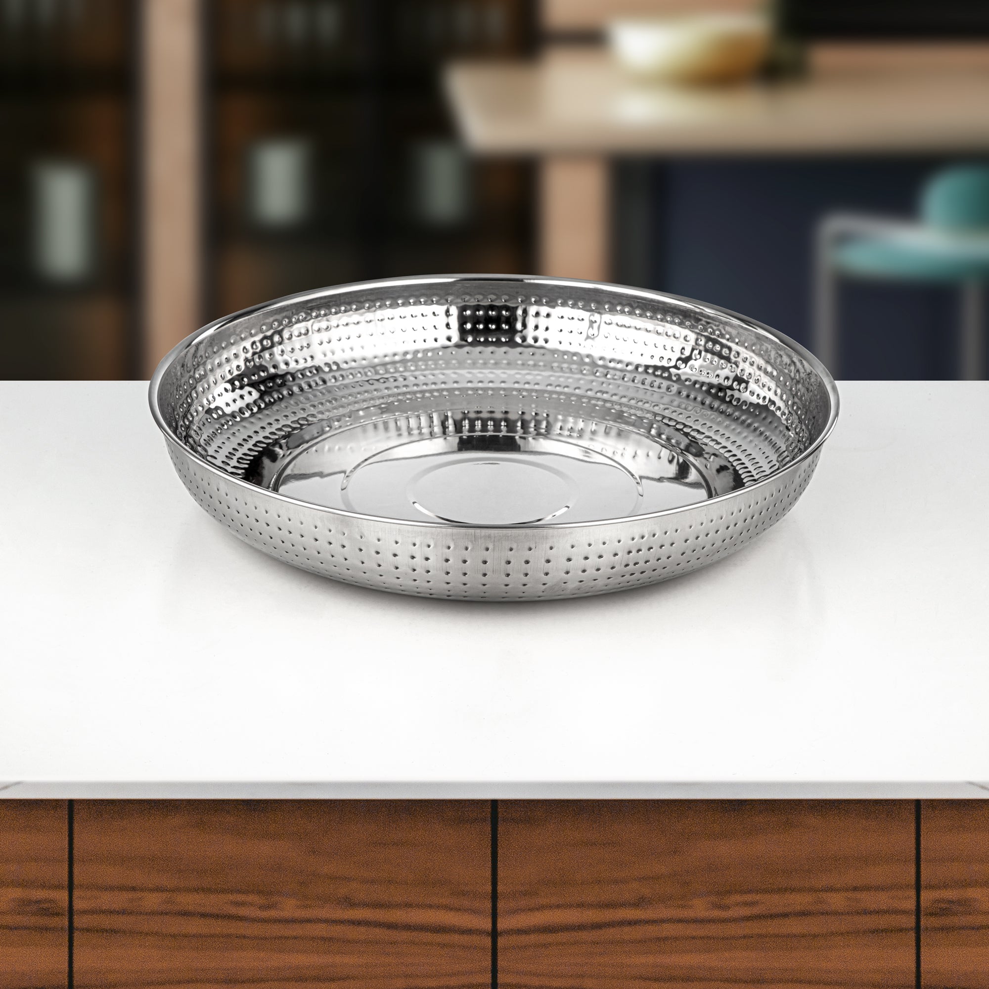 Almarjan Bread Tray Stainless Steel Hammered Mirror Finish 41 cm (H24M2) – Breakfast Serveware | Ramadan & Gatherings