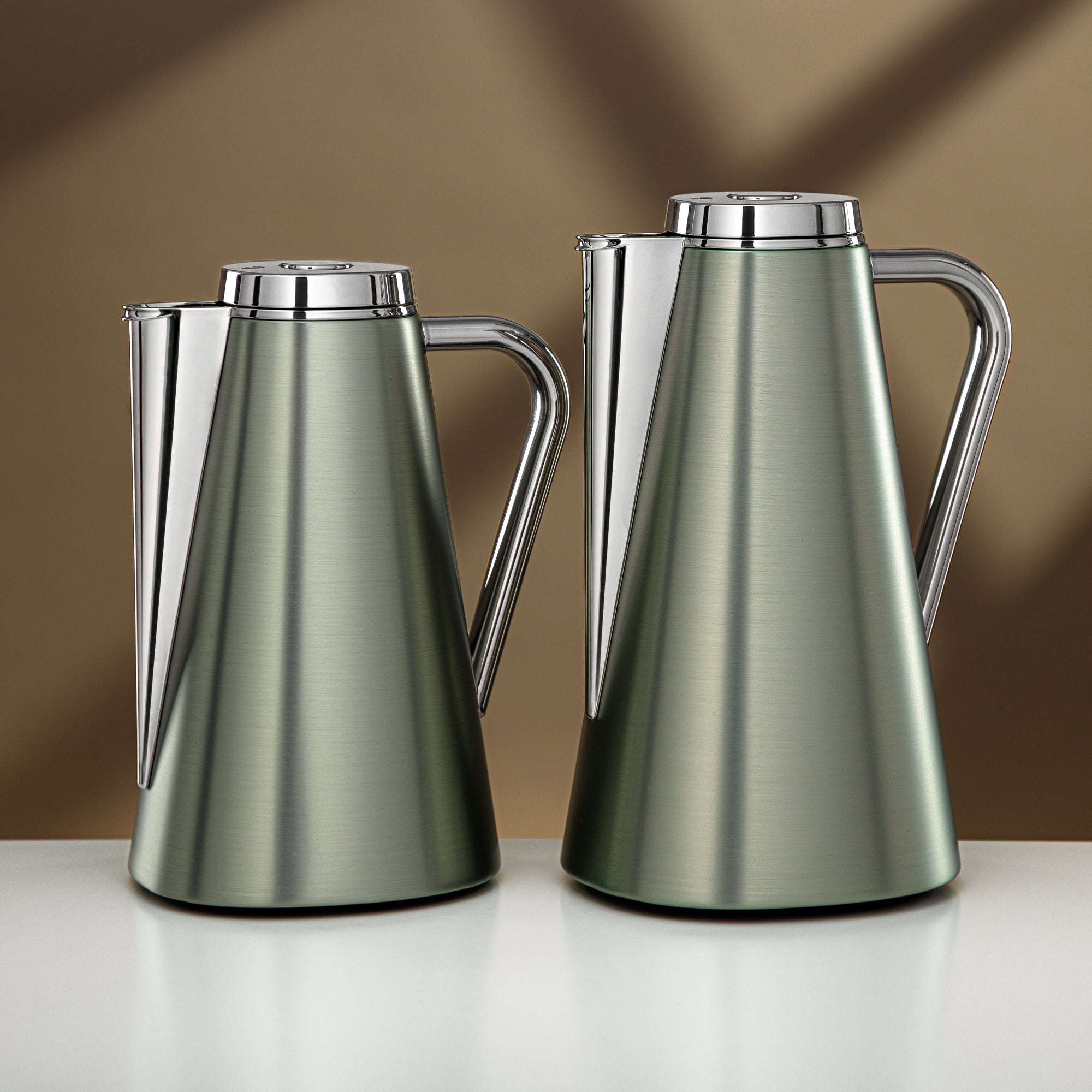 Almarjan Vacuum Flask Set 0.7L + 1L Brushed Green & Silver