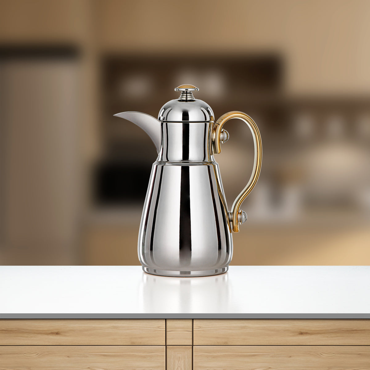 Almarjan Double Wall Vacuum Flask 0.7 Lit, Silver & Gold