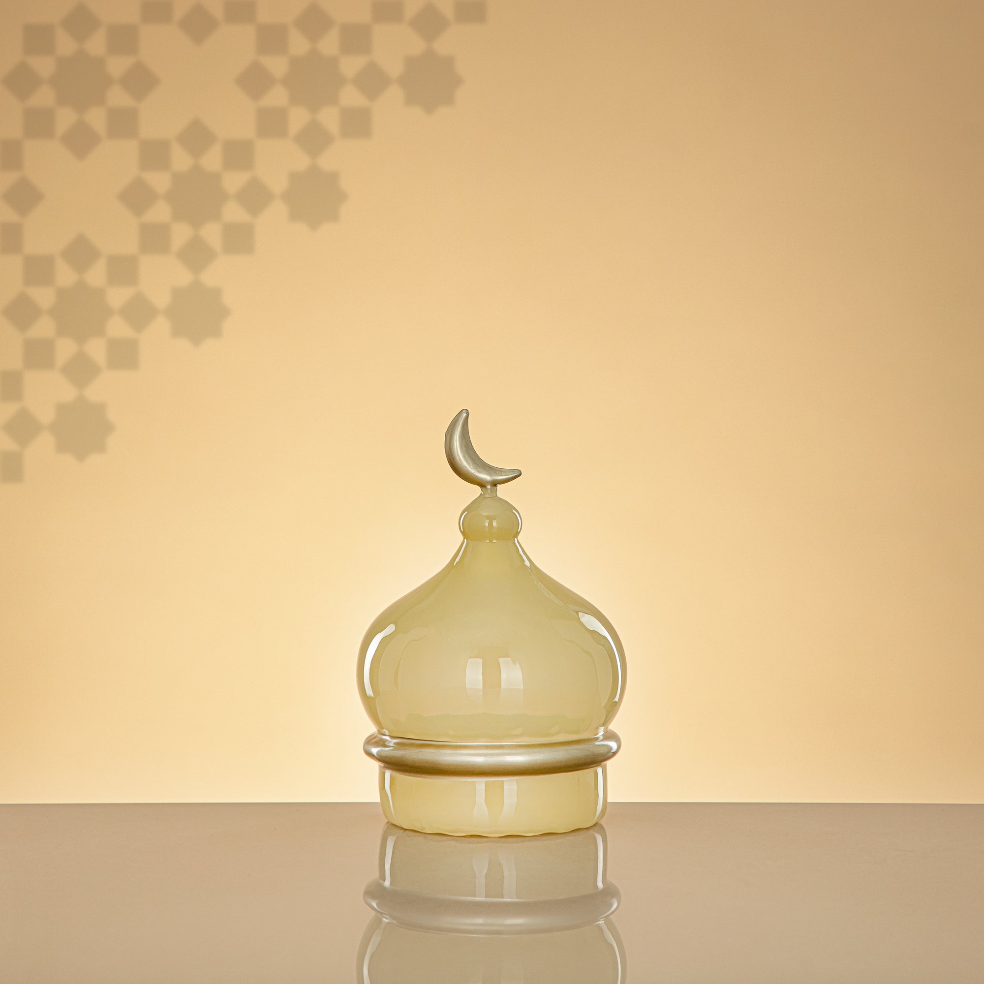 Almarjan Minaret Table Decoration 17cm x 11cm Ivory with Golden Lines & Crescent Moon – Noor Al Layali
