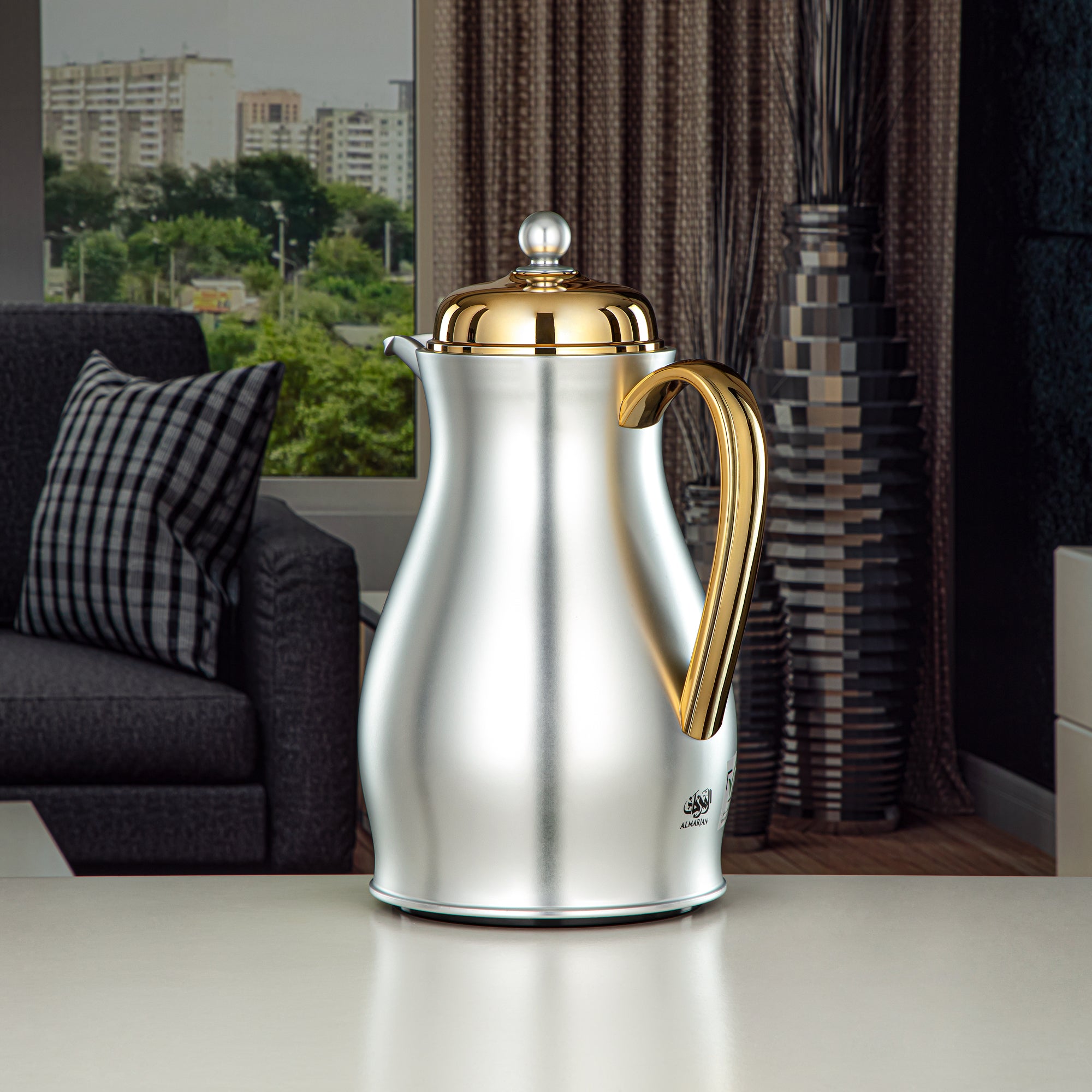 Almarjan Vacuum Flask Metal Body with Glass Liner 1L Matt Silver & Gold (RPA-100-MSG) – Everyday Elegance Collection