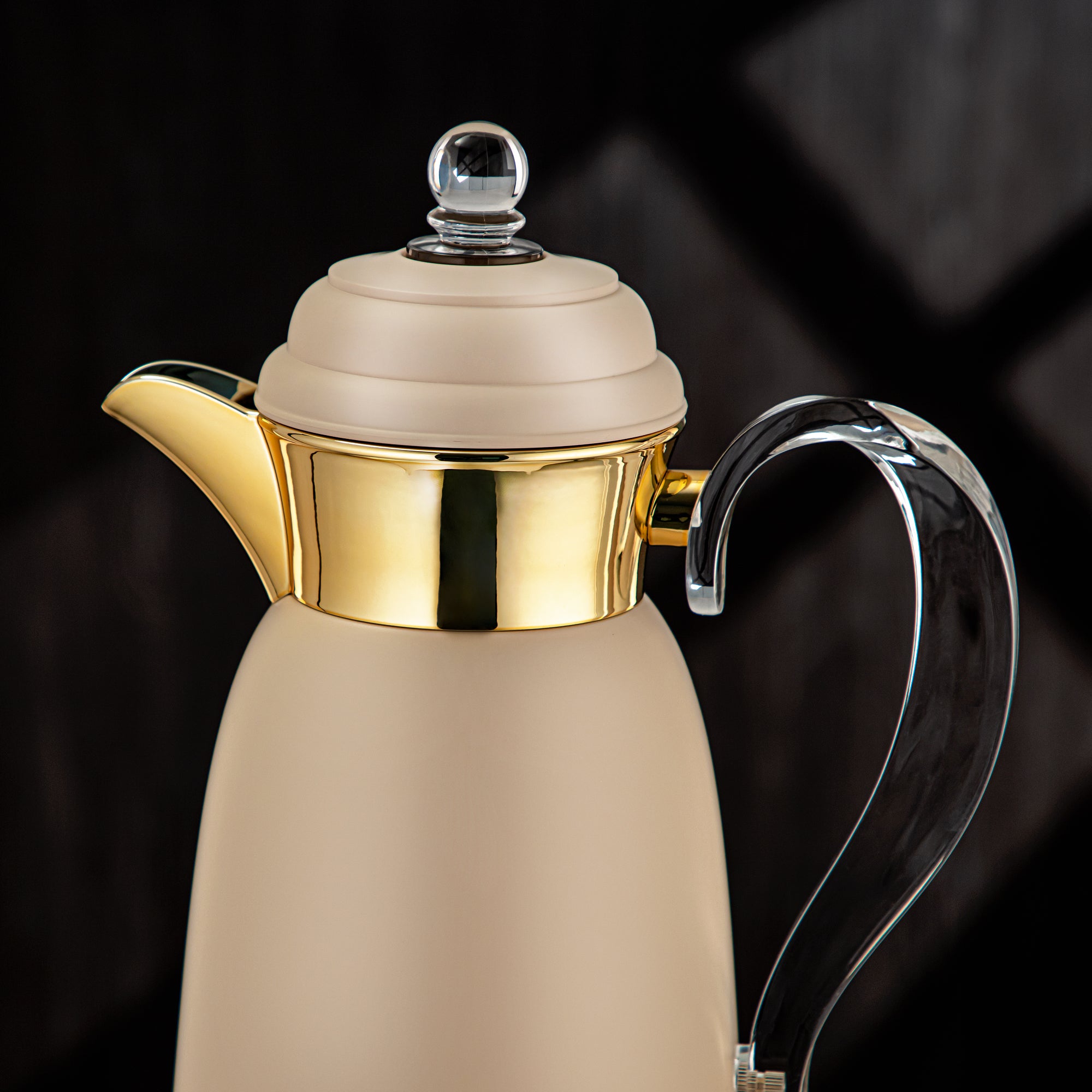 Almarjan Vacuum Flask Set - 0.7L & 1L, Beige & Gold Finish, Metal (SM-2A29-070/100 BG/G) - Classic, Tea & Coffee