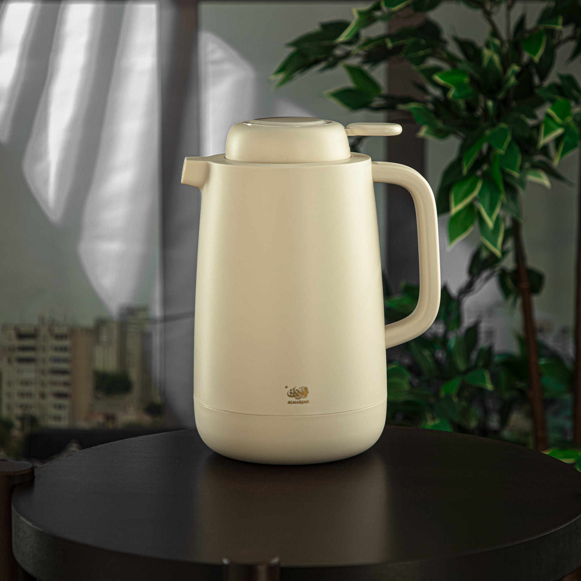 Almarjan 1.5 Liter Vacuum Flask Matt Ivory - UKM22-150 MIV