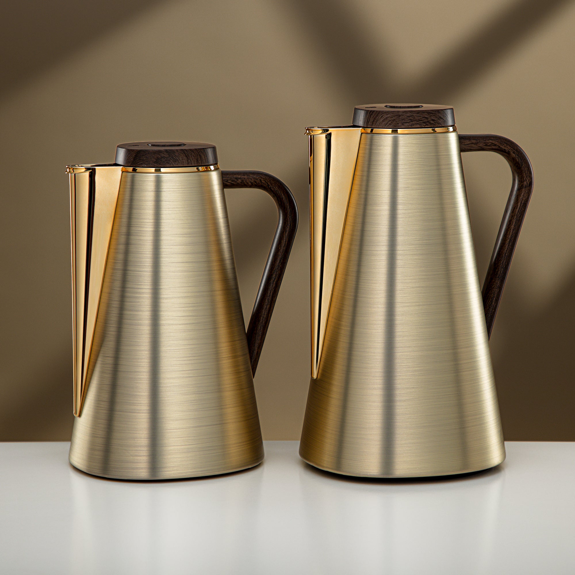 Almarjan Vacuum Flask Set 0.7L + 1L Brushed Gold & Dark Wood